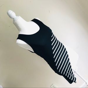 Cable & Gauge B&W Modern Tunic